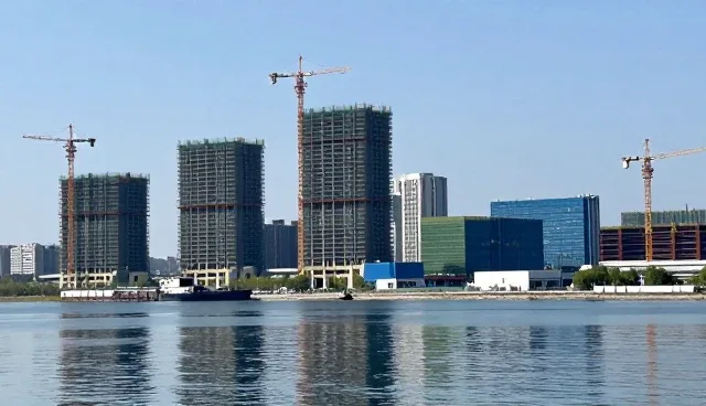 系统运维选型关注点:自主运维与外包服务的取舍分析